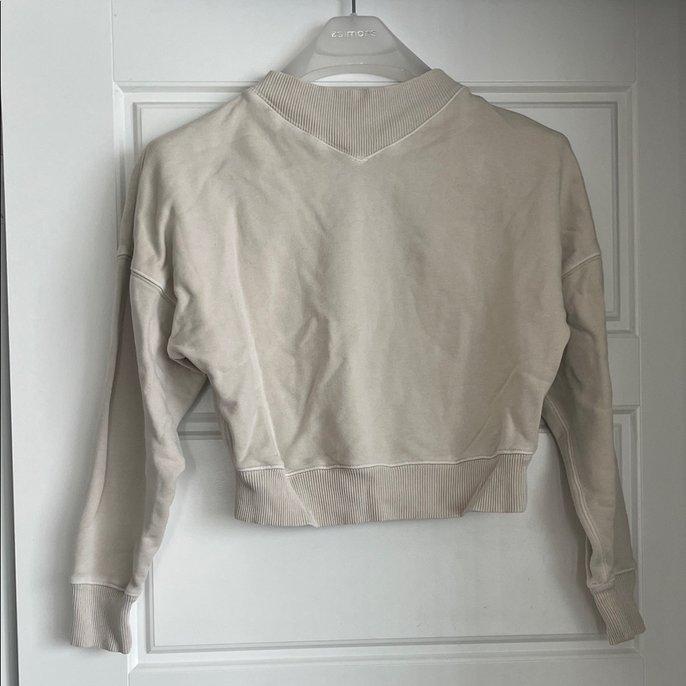 Aritzia Cropped Crewneck Sweater in Light Beige